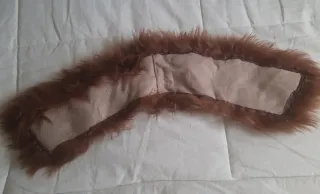 Cuello de pelo sintético
