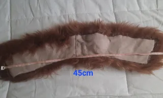 Cuello de pelo sintético