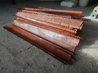 Rastrel y peine alero antipájaros