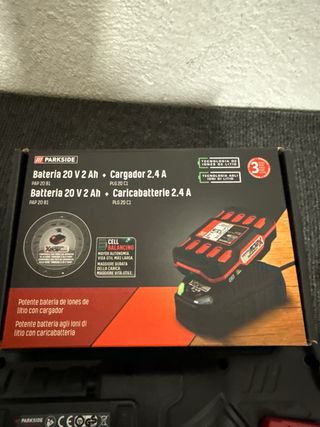 Sierra de sable Parkside 20V + Batería y Cargador