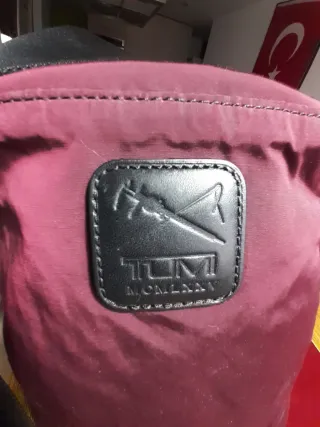 Bolso Tumi Rojo