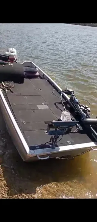 Barca Bass Boat Kimple 450 + Motor 25 CV 4T