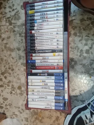 Collezione completa FIFA per PS3 e PS4