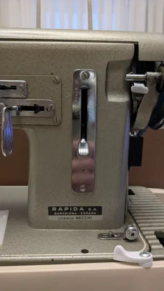 Máquina de coser Wertheim AZ Automática