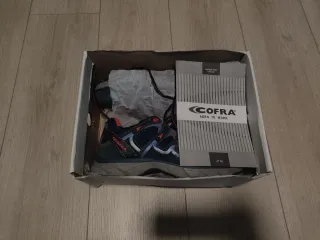 Zapato seguridad Cofra Talla 40