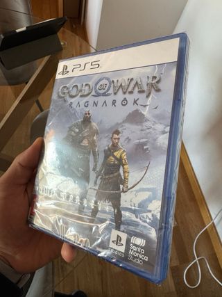 Cyberpunk e God of War Ragnarok PS5