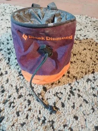 Magnesera Black Diamond Morada y Naranja