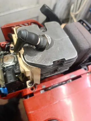 Desbrozadora Jonsered GR50