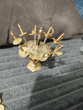 Conjunto Cenicero y Palillero Antiguo Tole