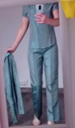 Traje Mango satinado fiesta talla 36