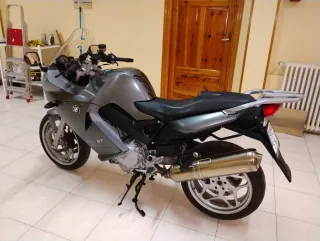 BMW F800ST Moto