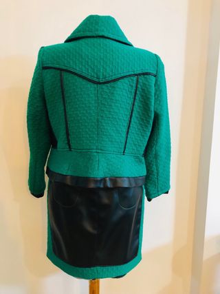 Conjunto verde y negro