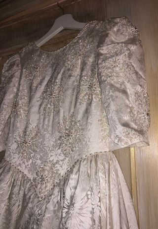 Vestito d sposa con swarosky da atelier Piera Lisi
