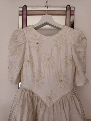 Vestito d sposa con swarosky da atelier Piera Lisi