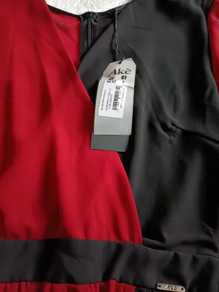 Blusa Ake Donna Taglia 42 taglia europa  Nuova con