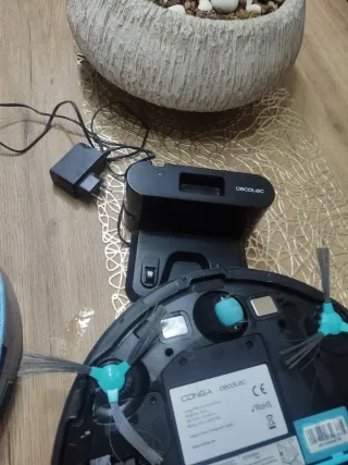 Robot Aspirador Conga 1080