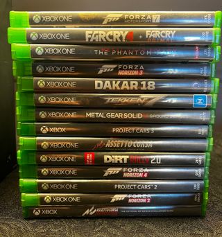 Xbox One S 1TB + 2 Controller + 14 Giochi