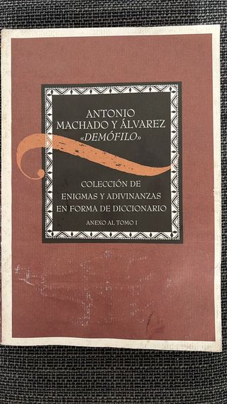 Colección de enigmas y adivinanzas en forma de dic