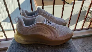 Zapatillas Nike Air Max 720 Beige/Blanco Talla 42.