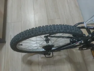 Bicicleta B-PRO JR 24 18V