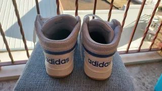 Zapatillas Adidas Hi-Top Blancas y Azules