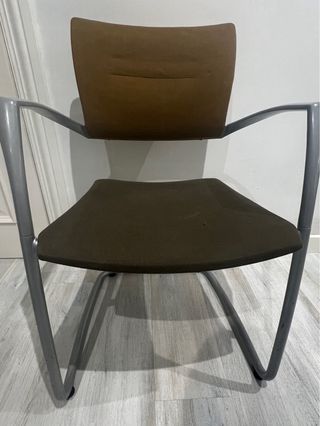 2 Sillas Oficina Metal y Tela Cómodas