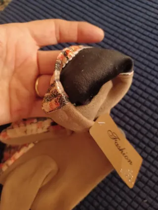 Guanti donna fantasia beige e rosso