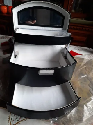 Portagioie vintage rosso e bianco