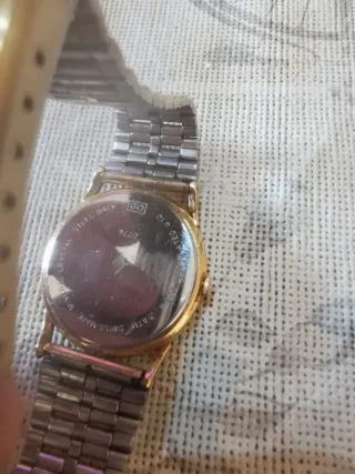 Reloj Christian Duvenet Suizo Dorado