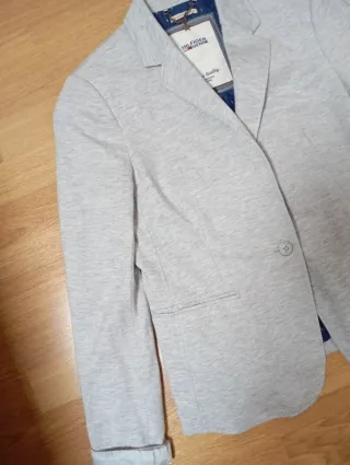 Chaqueta Tommy Hilfiger Gris Talla Chica