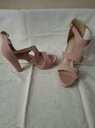 Zapatos de tacón rosa/beige talla 40