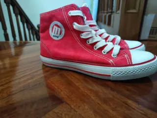 Zapatillas Mustang Rojas Talla 40
