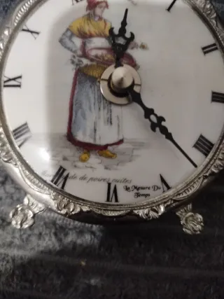 Reloj Limoges sobremesa porcelana