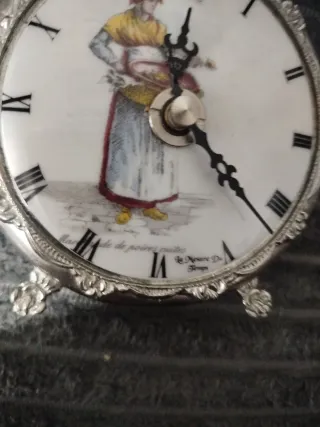Reloj Limoges sobremesa porcelana