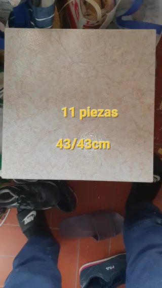 11 Azulejos 43x43cm