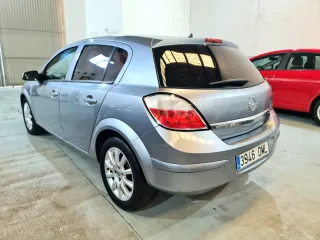 Opel Astra 2005