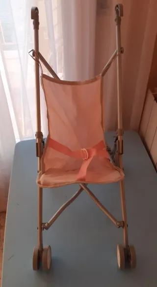 Sillita de muñeca plegable y muñeca