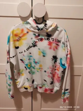 Sudadera tie-dye. DESIGUAL. Usada pocas veces