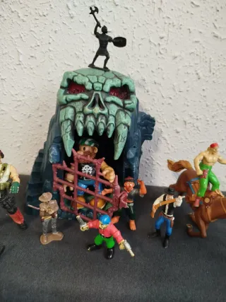 Lote de muñecos de colección