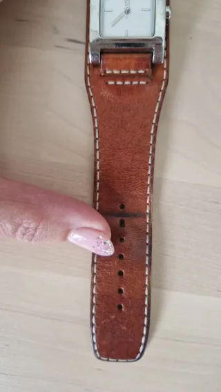 Reloj DKNY Cuadrado Cuero Marrón y Plata