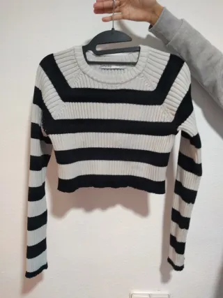 Jersey Bershka rayas blanco y negro talla S