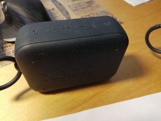 Altavoces LG Bluetooth Negros