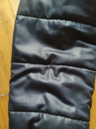 Chaqueta vintage azul y roja.