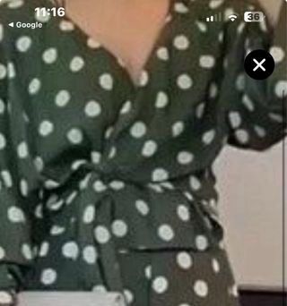 Blusa Zara verde lunares blancos