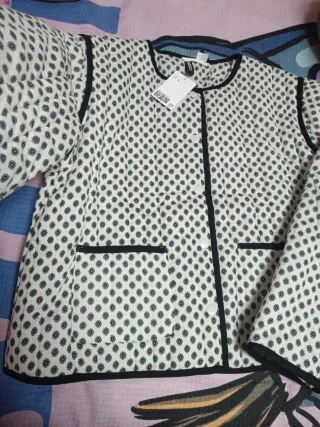 Chaqueta H&M acolchada estampado M