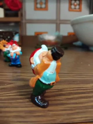 Sorpresina Kinder Gnomo Postino 92