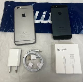 Pack di iPhone 6 e iPhone 5 con accessori