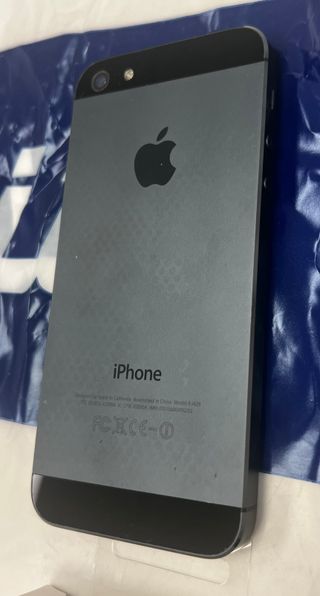 Pack di iPhone 6 e iPhone 5 con accessori