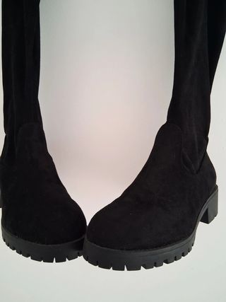 Botas altas negras