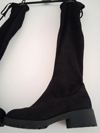 Botas altas negras
